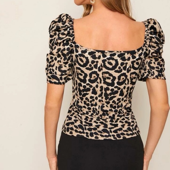Leopard print puff sleeve top - Picture 3 of 5